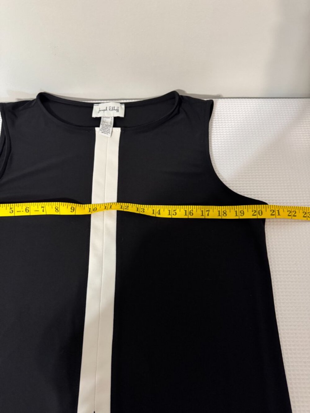 JOSEPH RIBKOFF Black/Vanilla Sleeveless Color Block Tunic - Picture 7 of 8